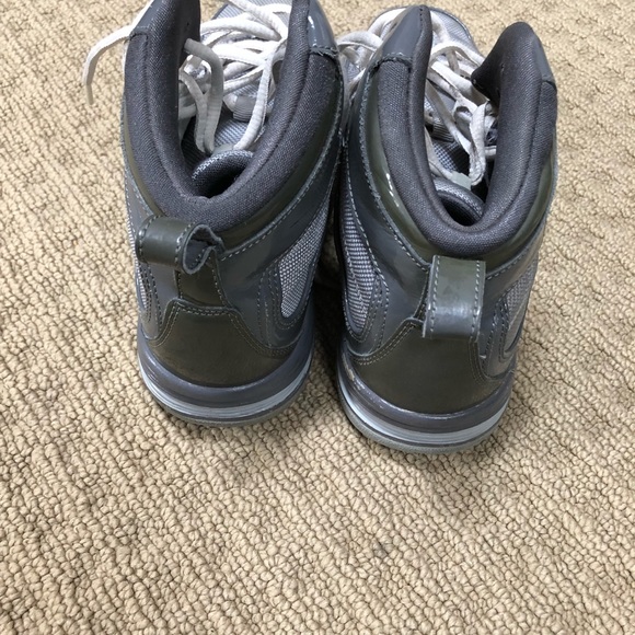 Jordan’s - Picture 3 of 4